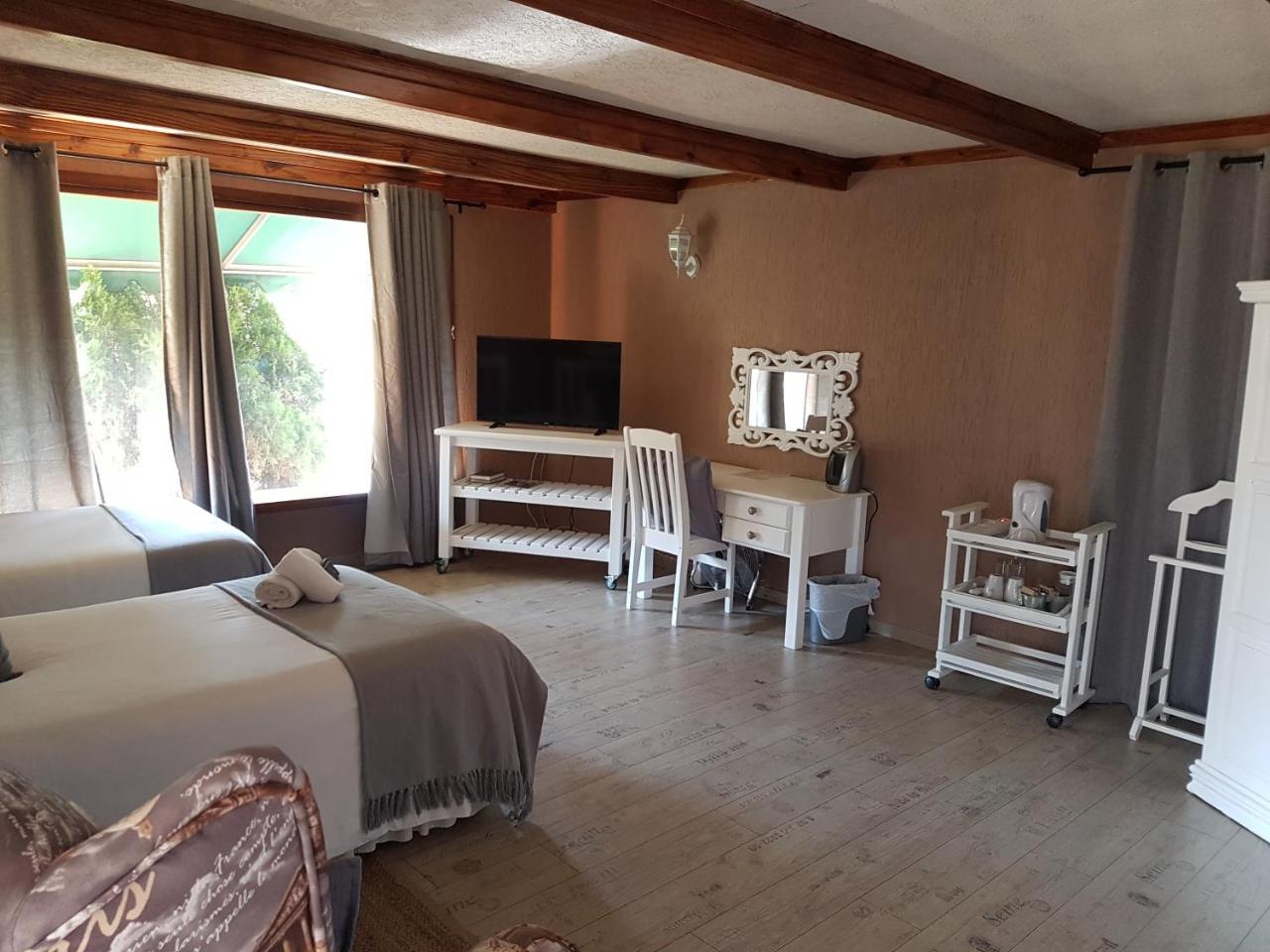 Greenfields Guesthouse & Restaurant Alberton Esterno foto