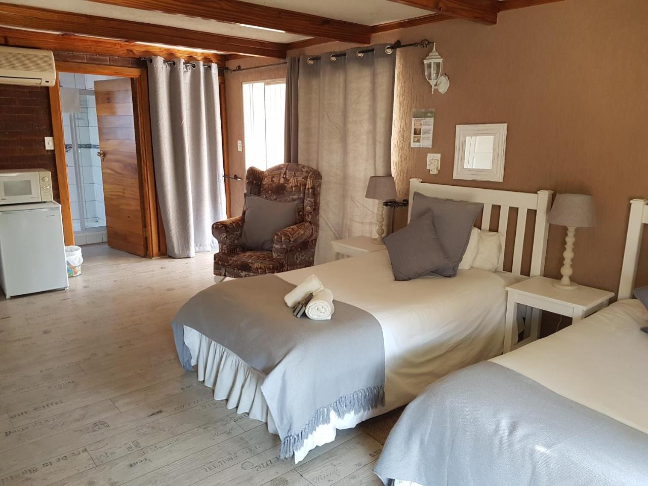 Greenfields Guesthouse & Restaurant Alberton Esterno foto