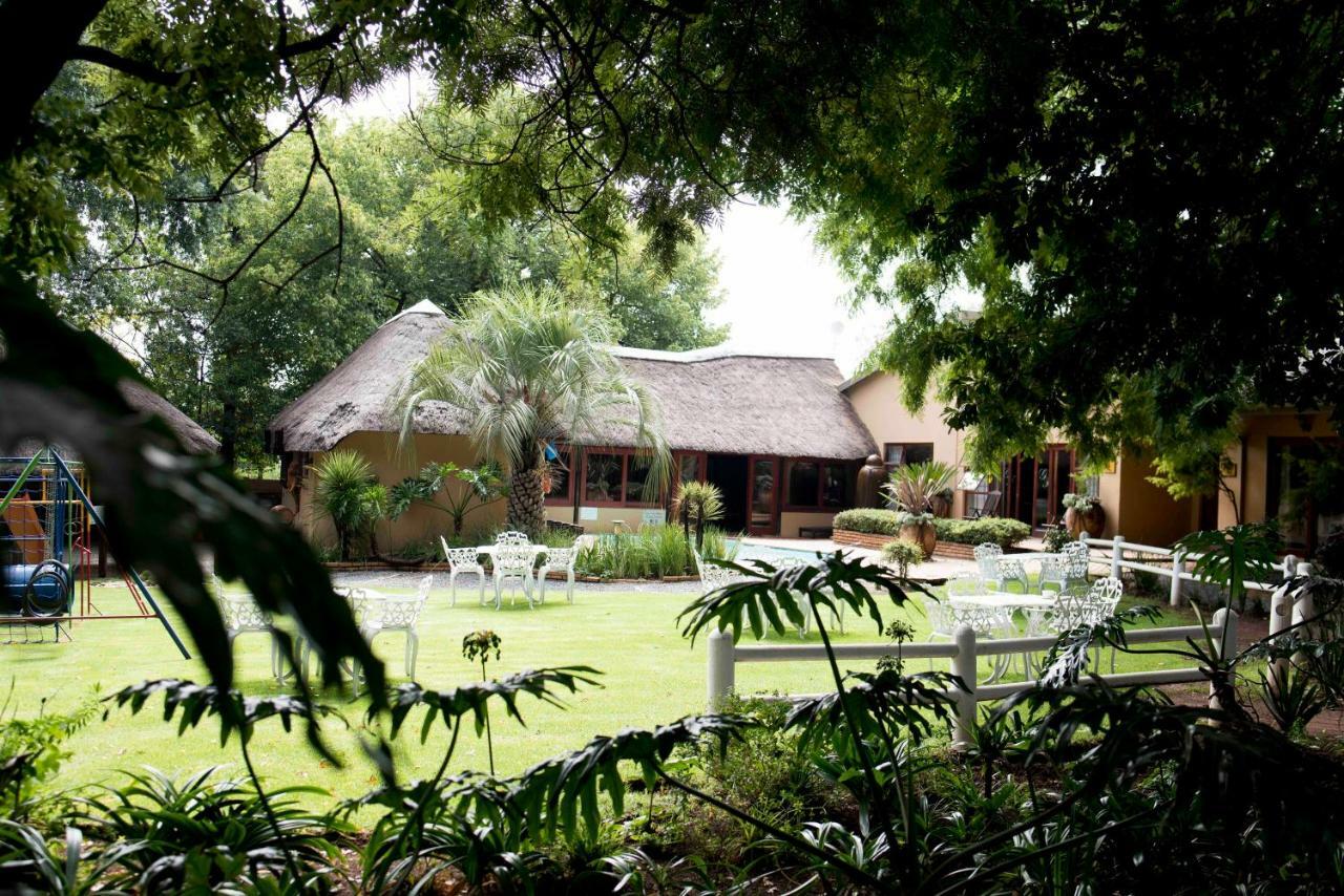Greenfields Guesthouse & Restaurant Alberton Esterno foto