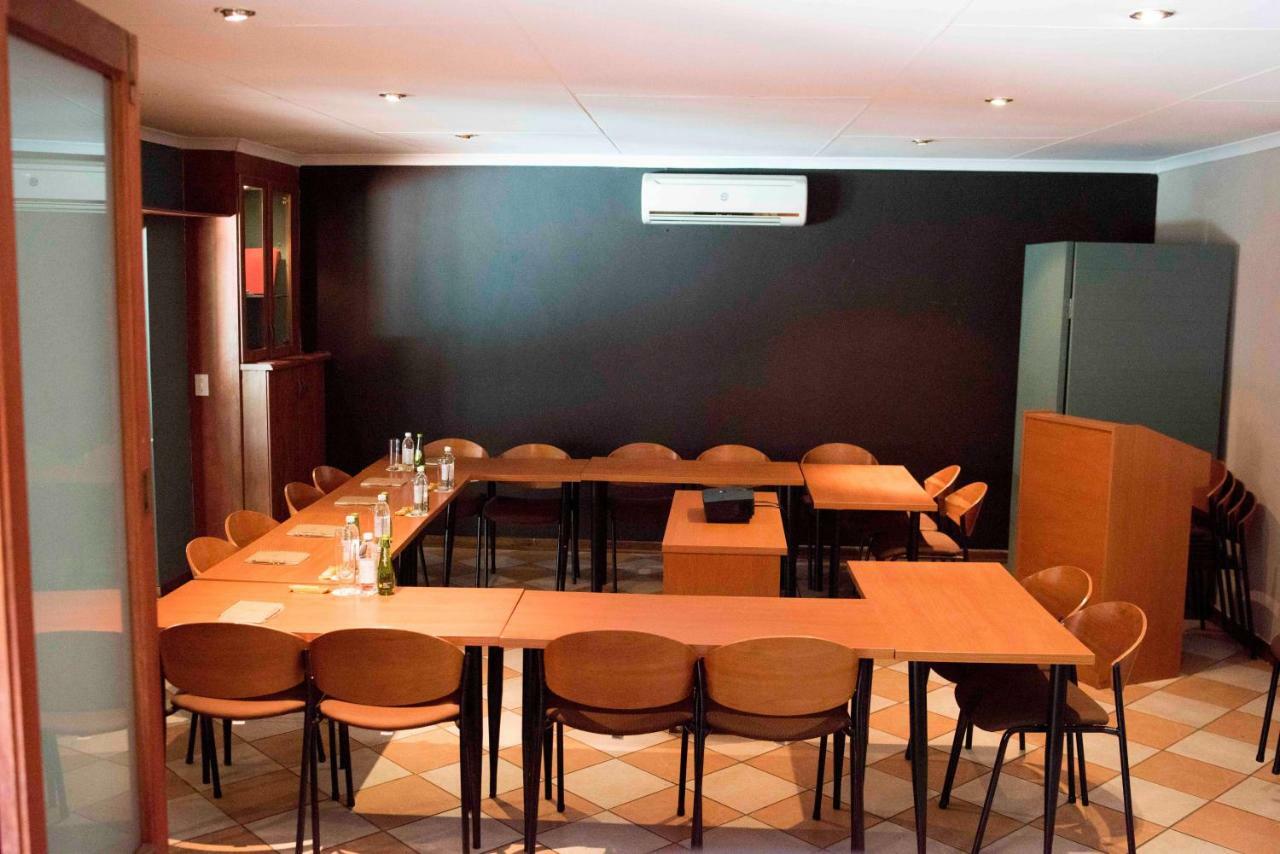 Greenfields Guesthouse & Restaurant Alberton Esterno foto