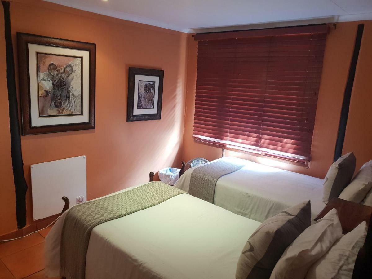 Greenfields Guesthouse & Restaurant Alberton Esterno foto